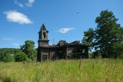 Храм Архангела Михаила в с.Ведрец ( Удмуртская Республика  )