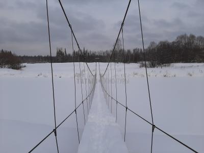 Подвесной мост на реке Лоза, д.Мувыр Игринского района ( Удмуртская Республика  )